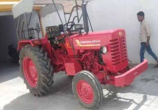 Mahindra 265 Tractor